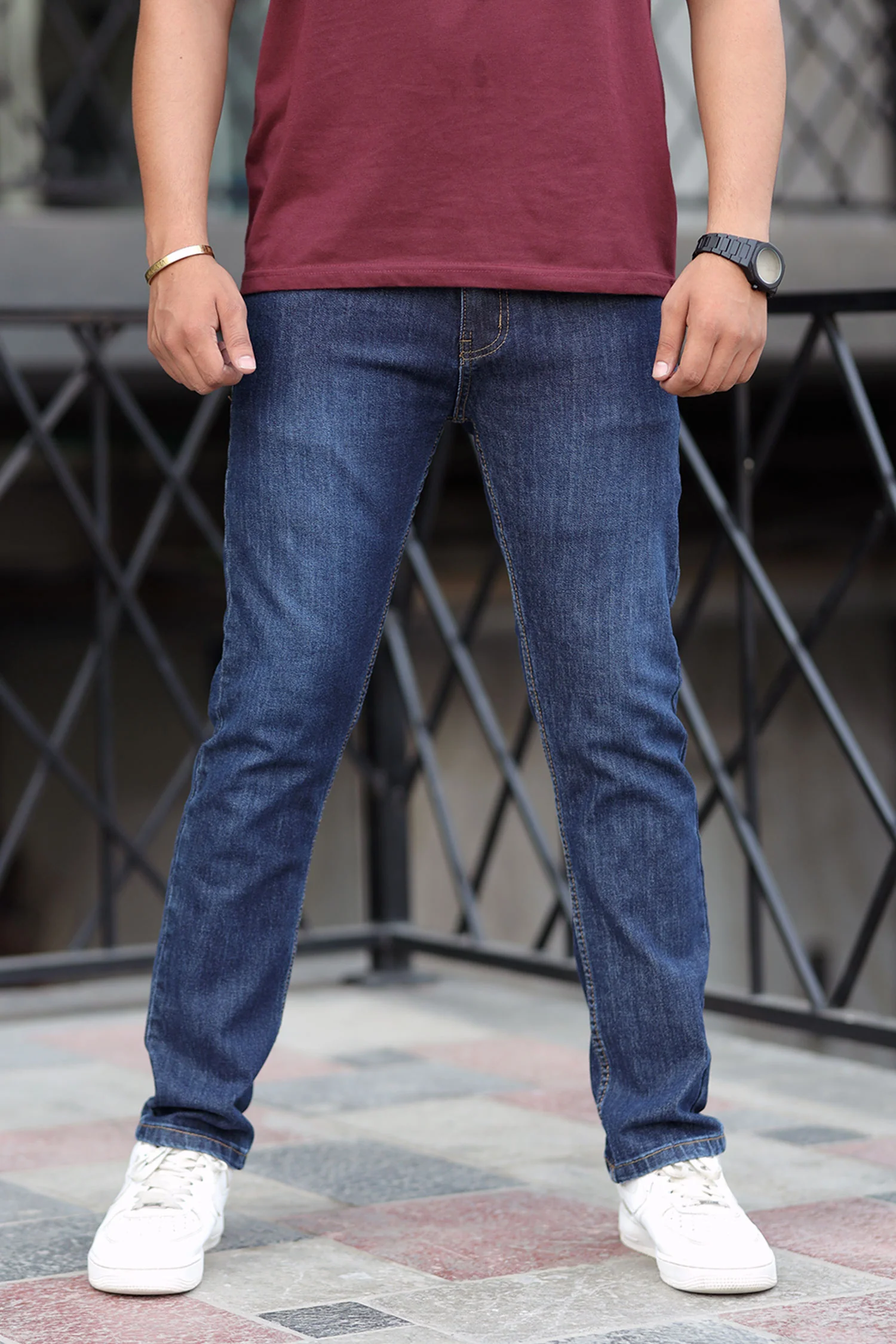 Turbo Heritage Standard Slim Fit Jeans In Navy Blue - Image 2