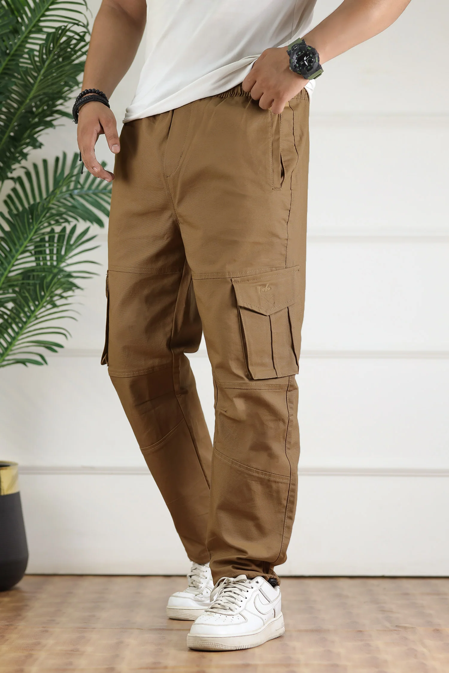Turbo '5 Pocket' Field Ready Straight-Fit Cargo Trouser - Image 9