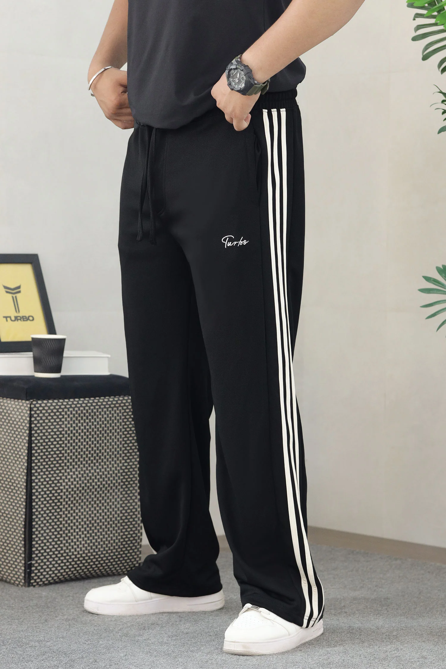 Turbo High Street Side Stripe Loose Bottom Trouser - Image 6