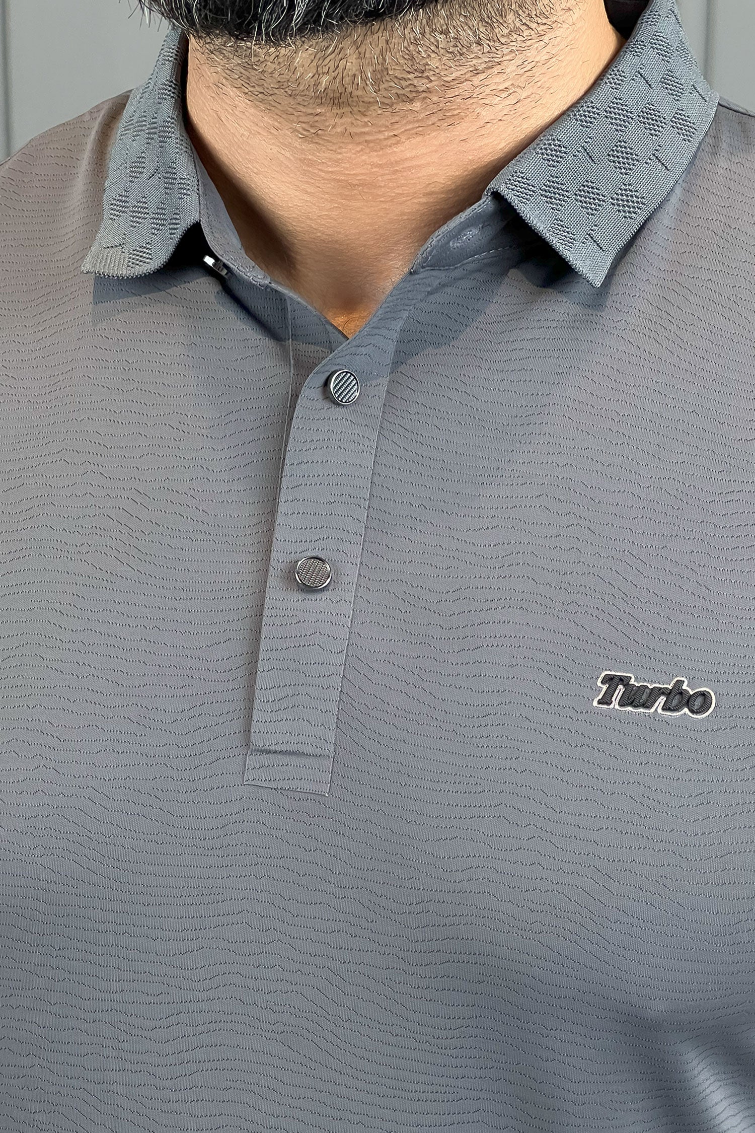 Turbo Luxury Breathable Stitchless Men's Polo Shirt - Image 3