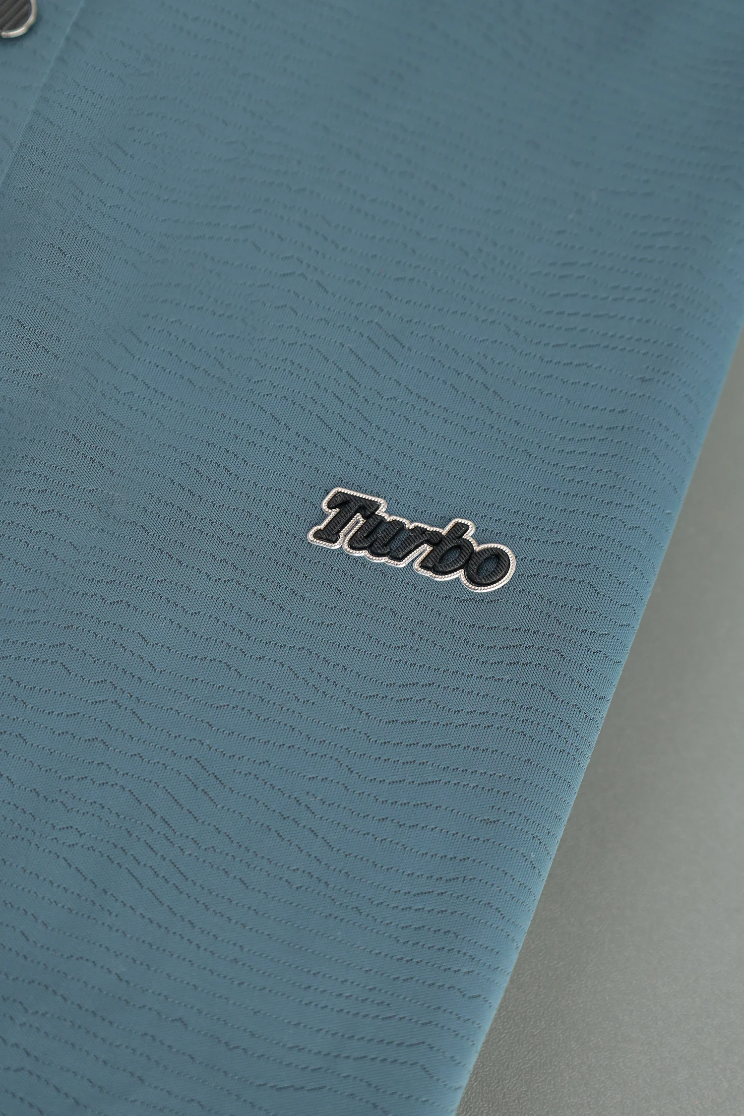 Turbo Luxury Breathable Stitchless Men's Polo Shirt - Image 8