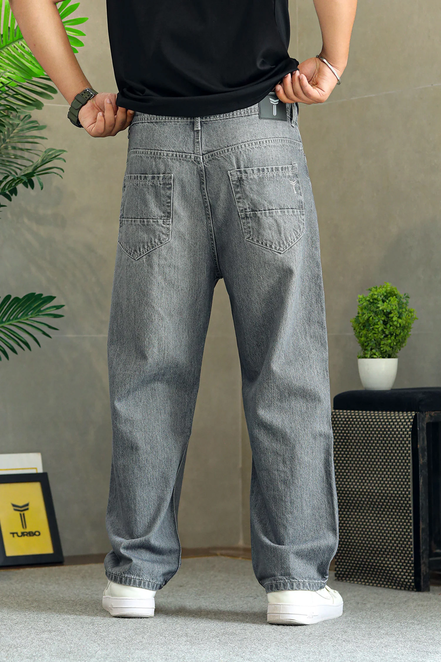 Turbo Minimal Straight Leg Denim Baggy Jeans In Grey - Image 4