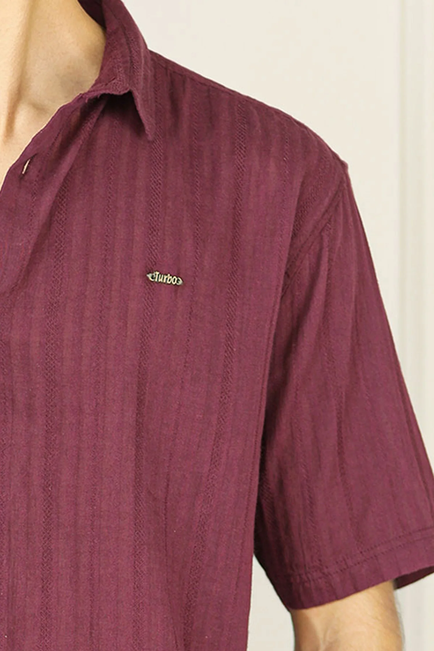 Turbo Minimalist Design Half Sleeve Casual Shirt In Plum