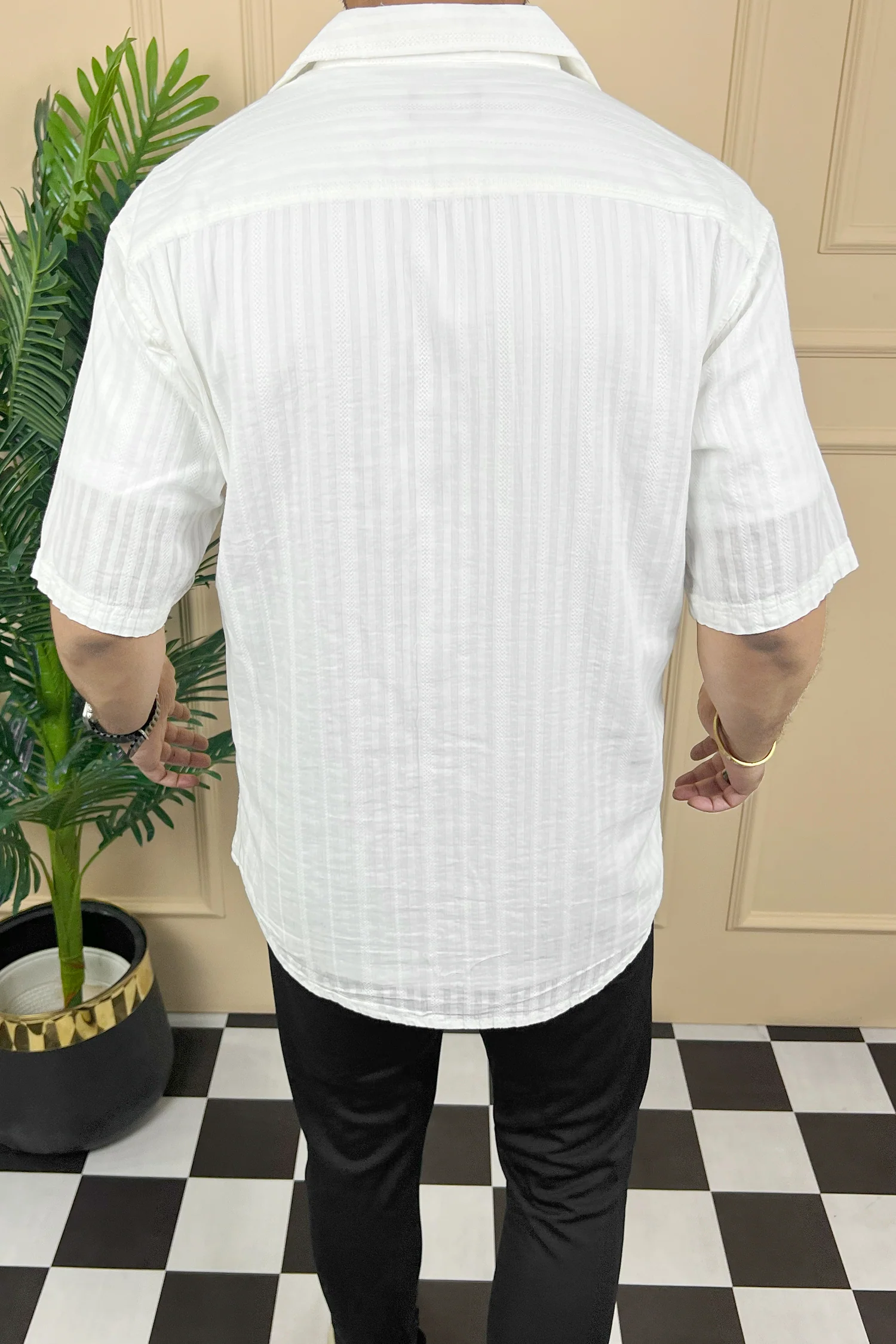 Turbo Minimalist Design Half Sleeve Casual Shirt In White - Image 4