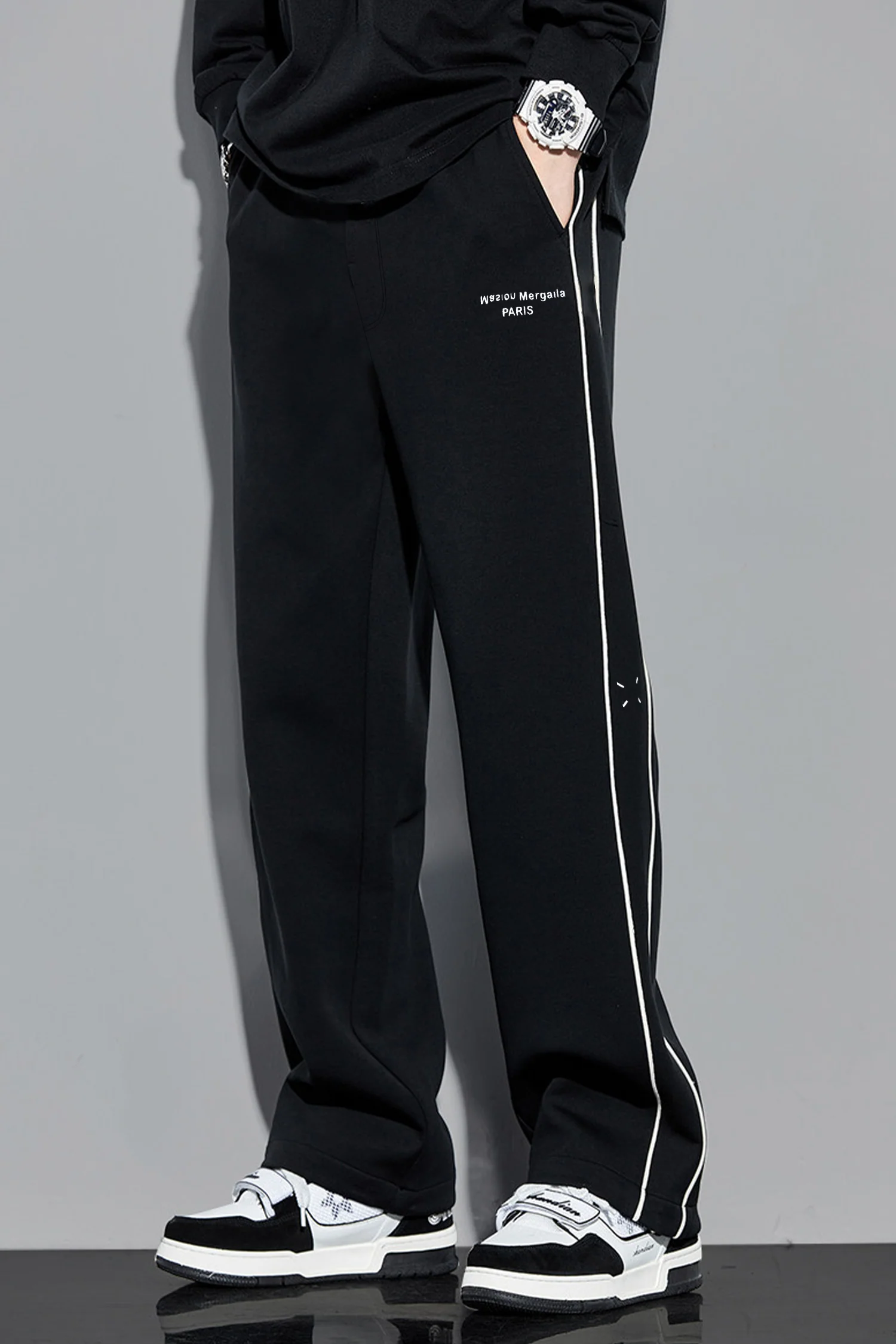 Turbo Piping Detailing  Loose Bottom Trouser In Black