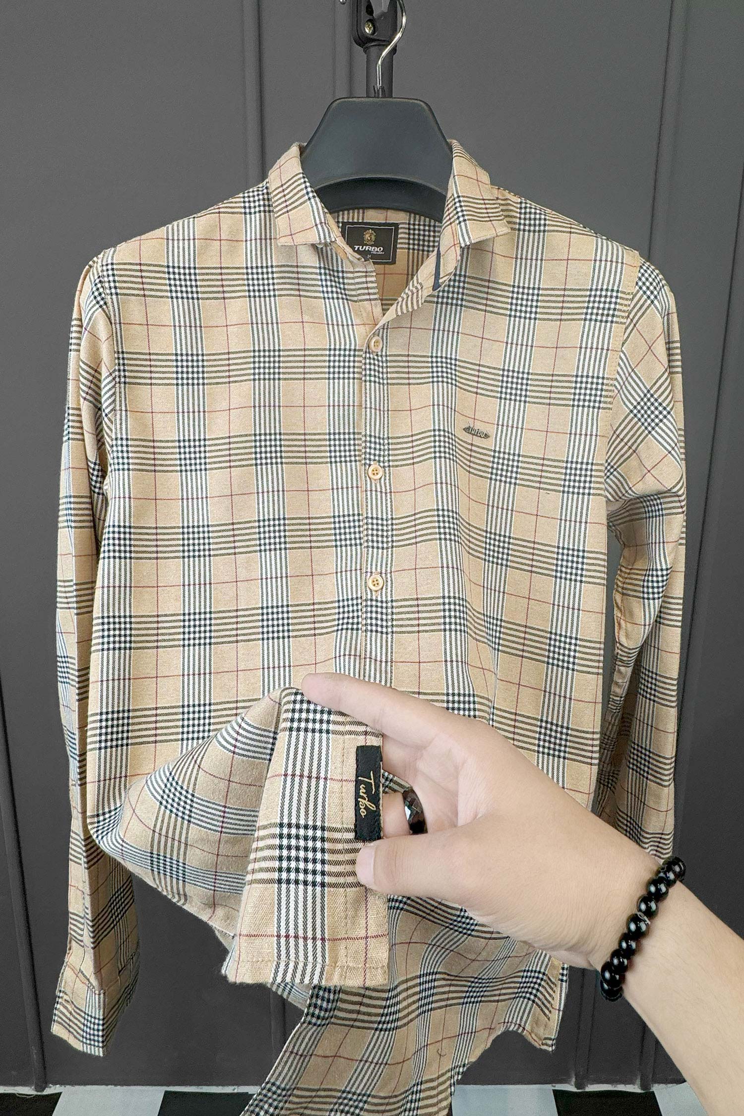Turbo Plaid Pattern Creation Long Sleeve Cotton Casual Shirt In Light Skin - Image 4