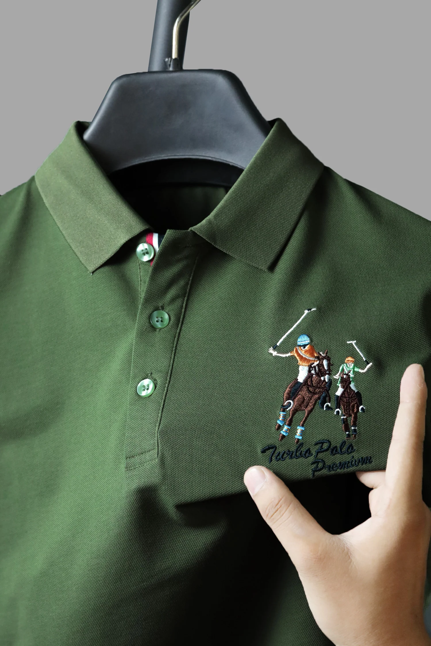 Turbo Polo Club Horse Pony Badge Men's Polo Shirt - Image 5