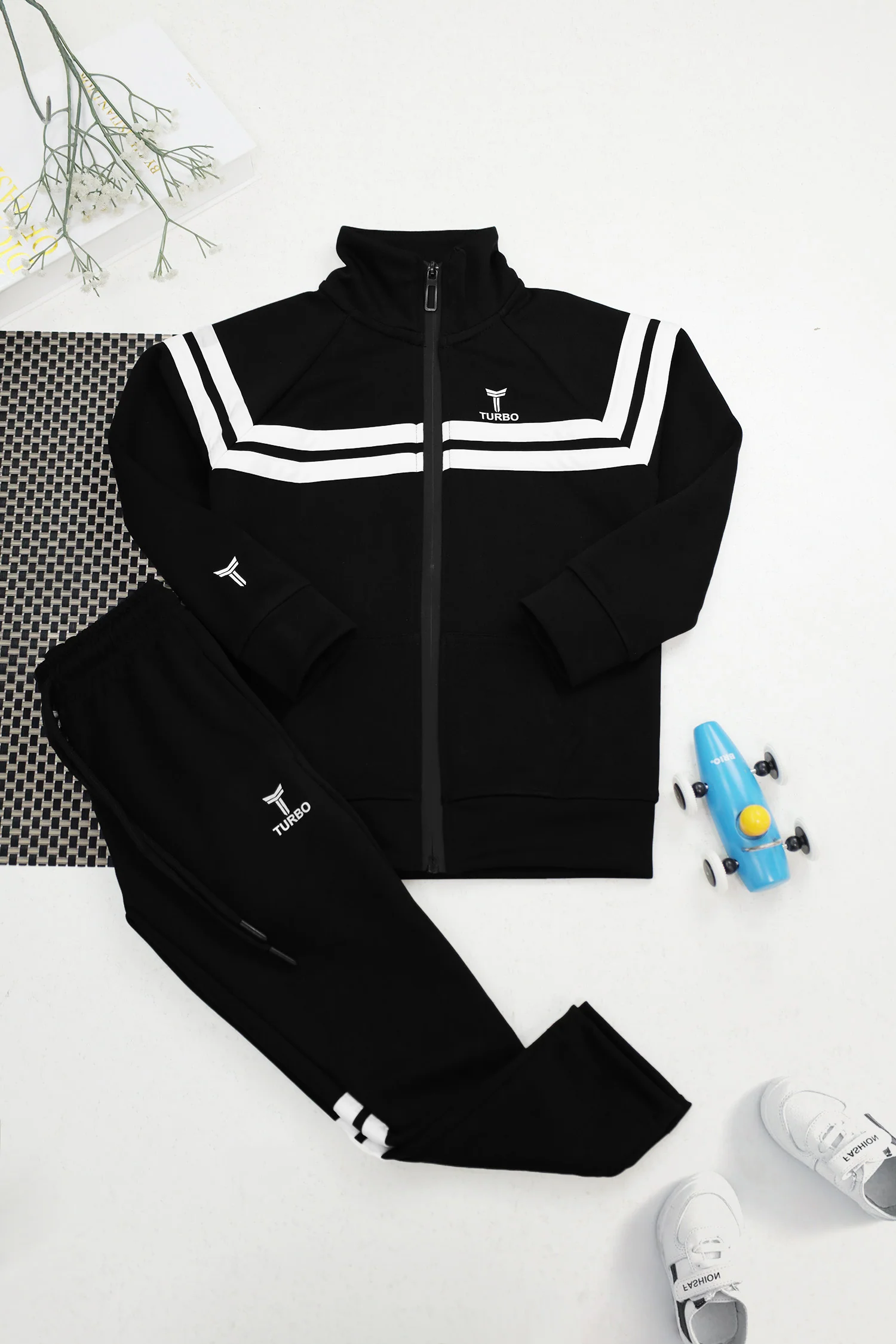 Turbo Edge Slim Fit Full-Zip Unisex Younger Kids Tracksuit - Image 10