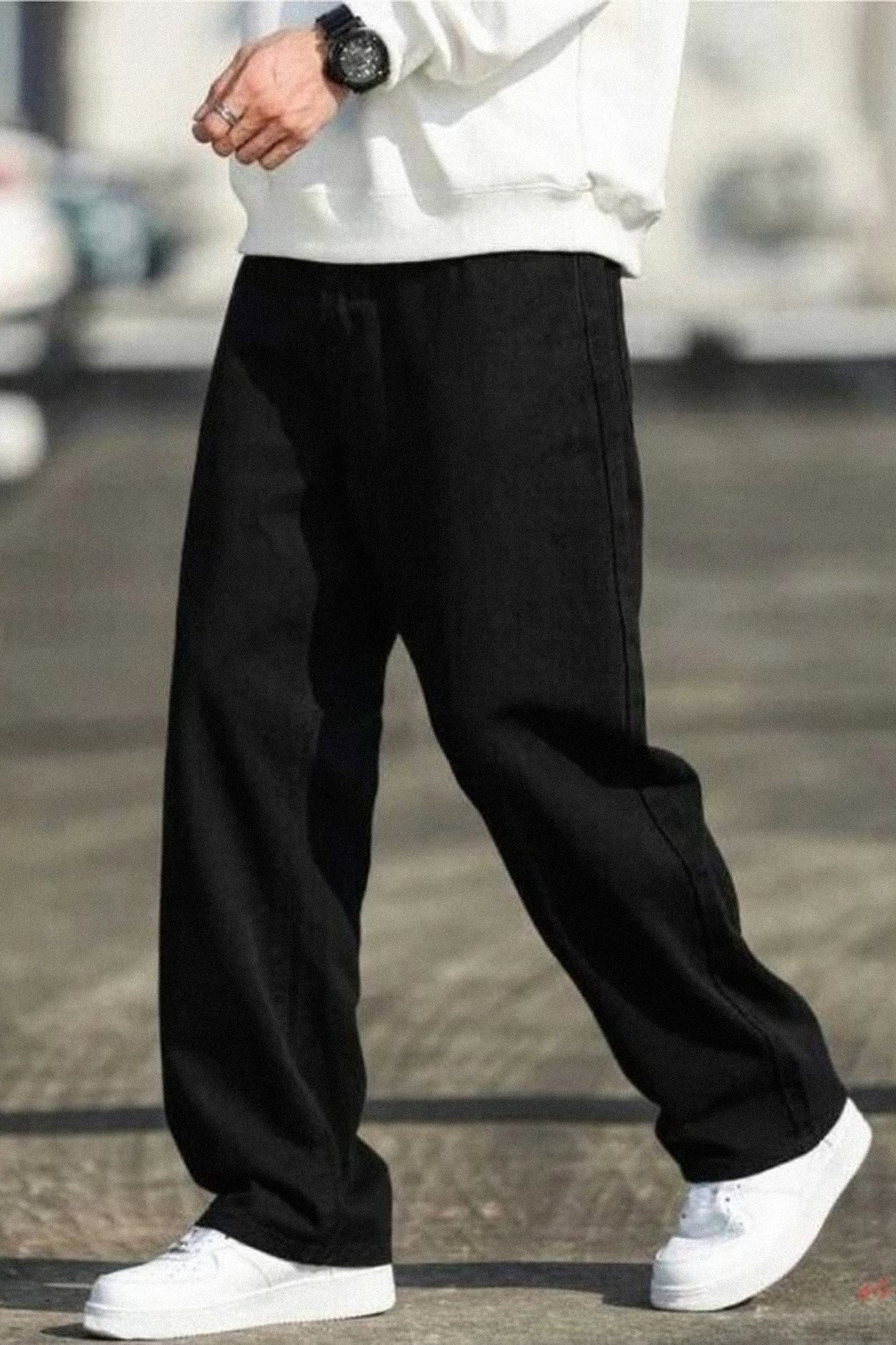 Turbo Solid Shaped Denim Baggy Jeans In Black