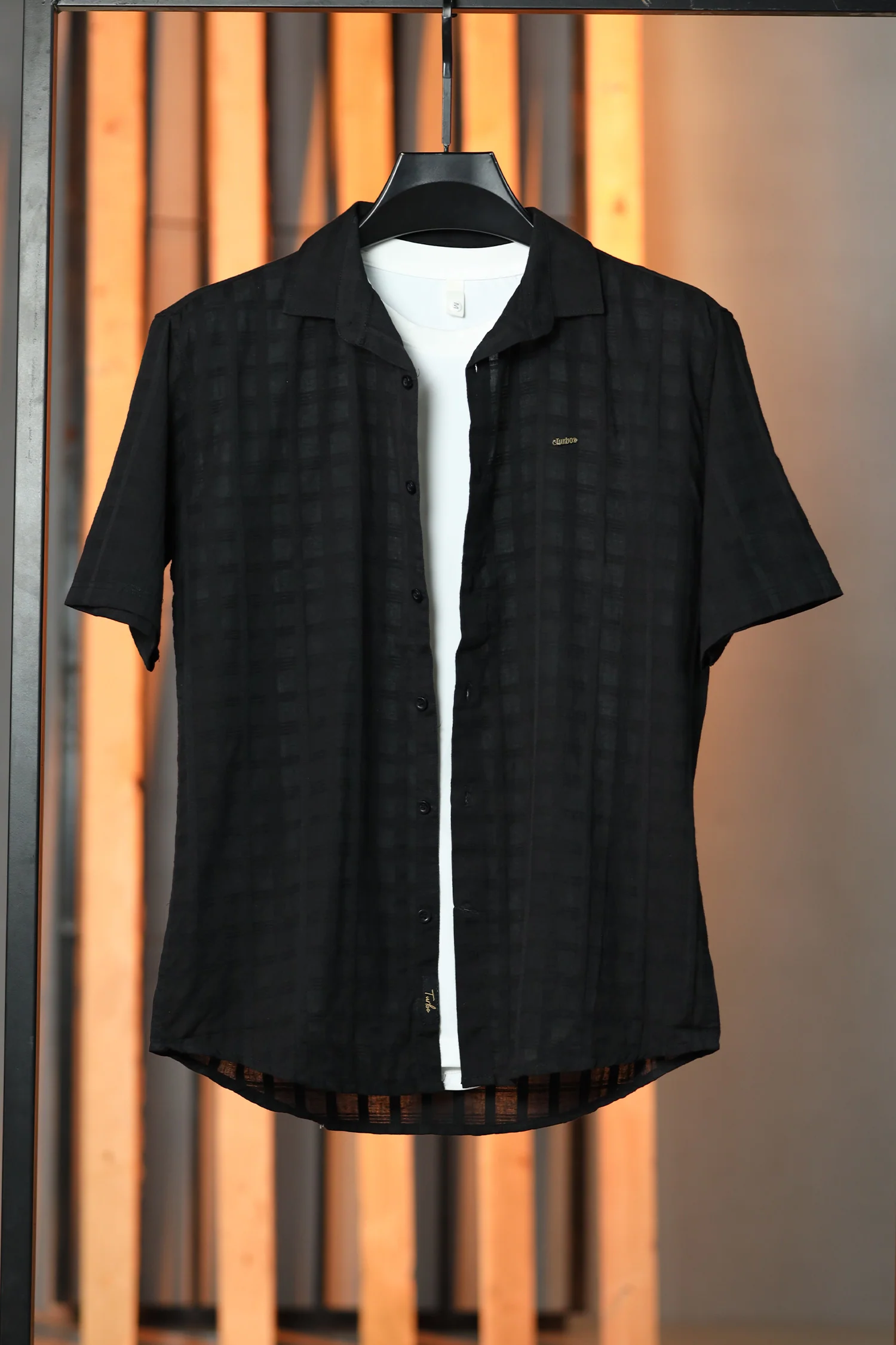 Turbo ShowOff Self Pattern Casual Shirt In Black