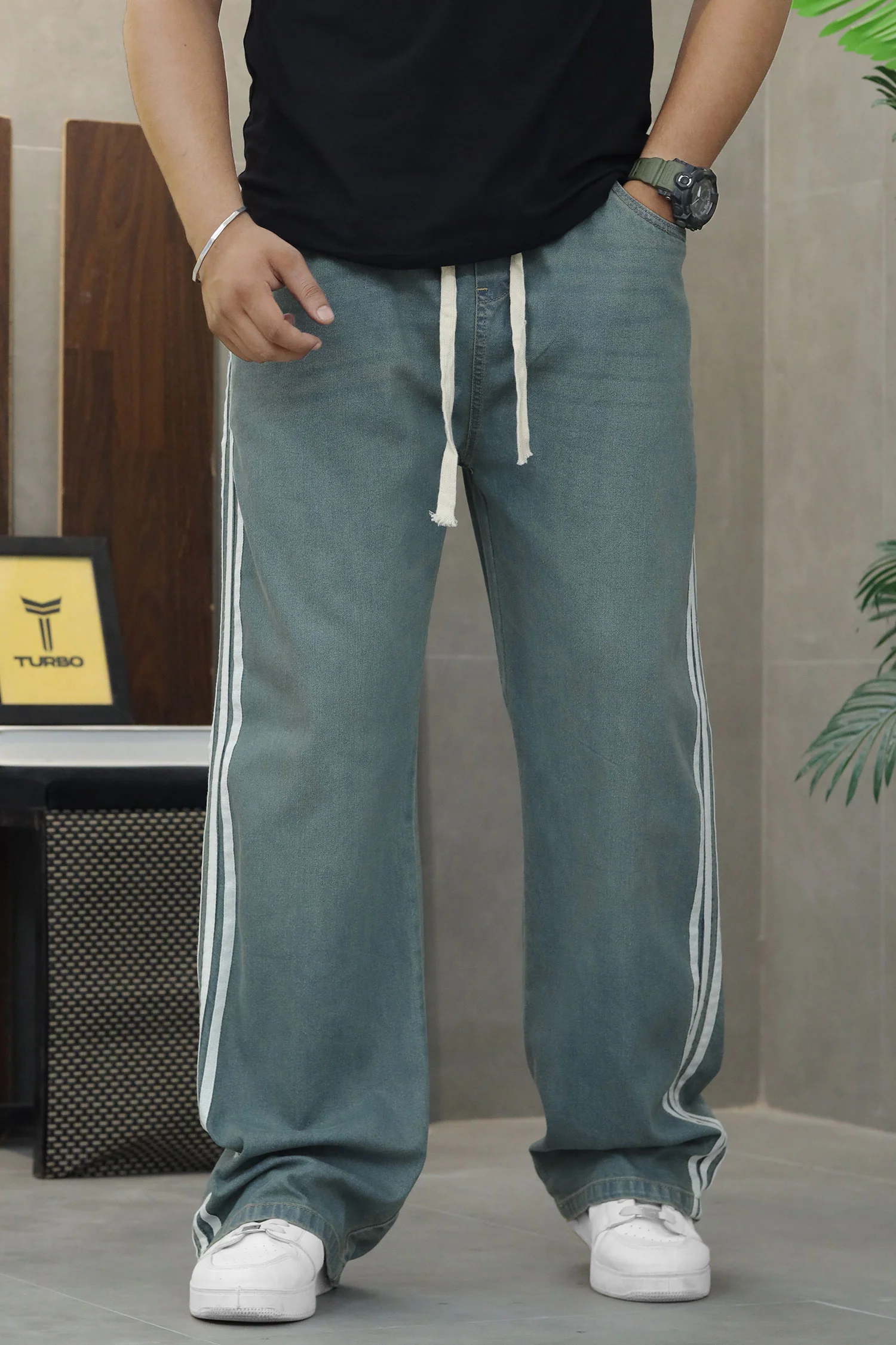 Turbo Crew line Stripe Denim Baggy Jeans - Image 8