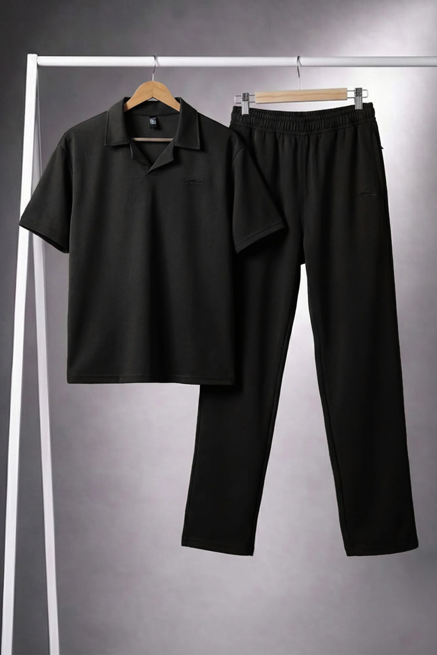 Turbo Street Comfort Collar Style Tracksuit In Black