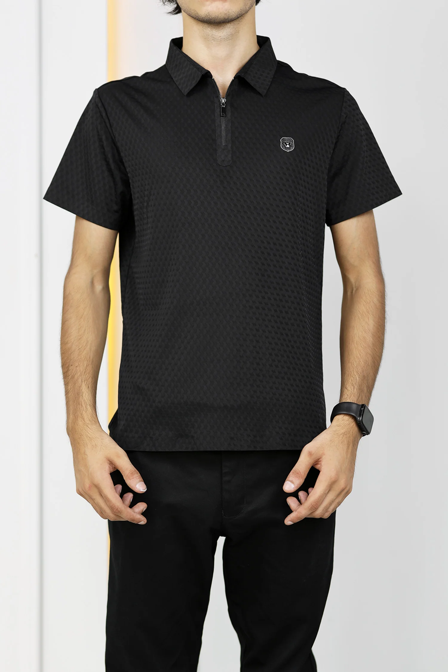 Turbo Tri-Angle Pattern Zip-Collar Men's Polo Shirt - Image 3