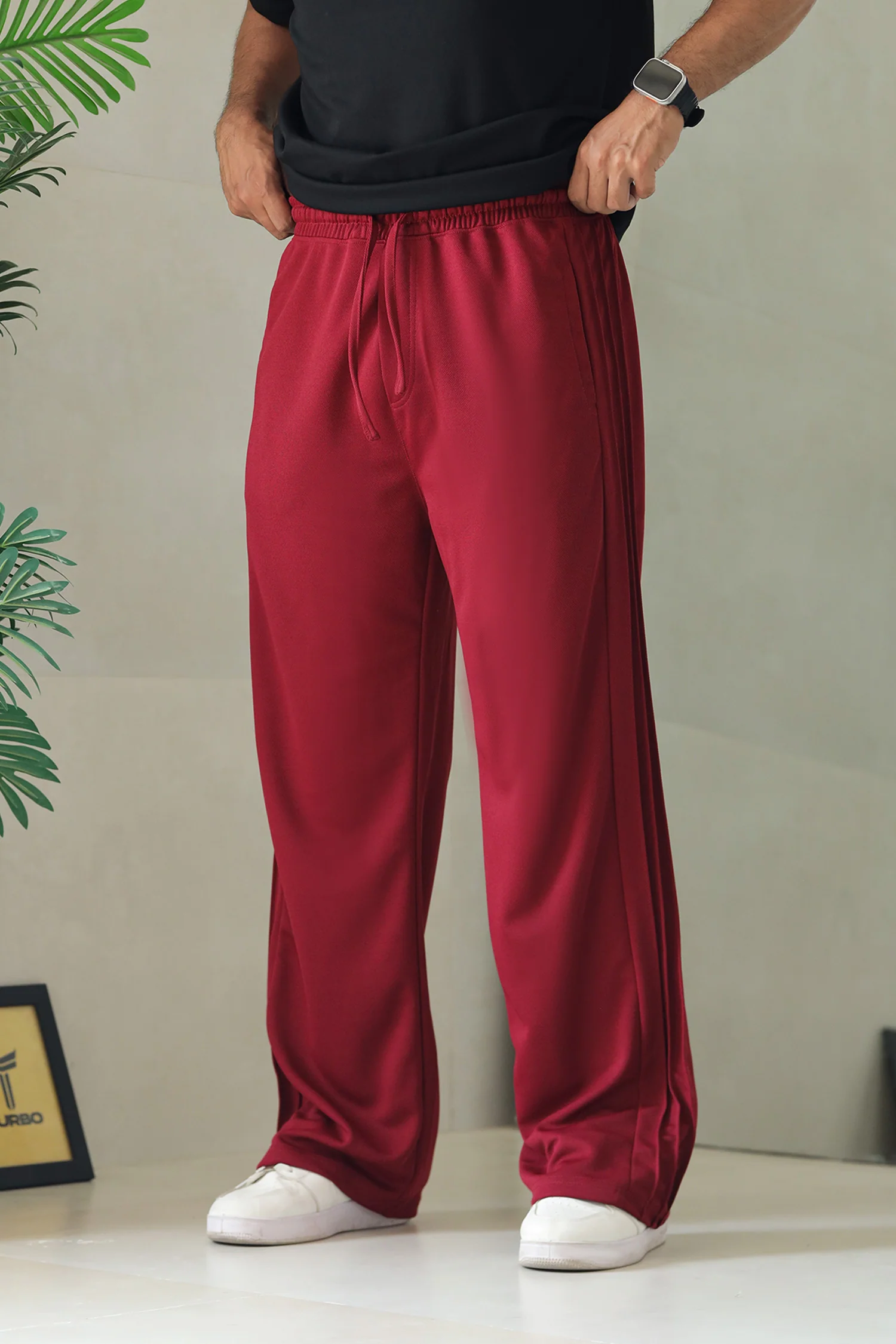 Turbo Triple Side Stripe Loose Bottom Trouser In Maroon - Image 3