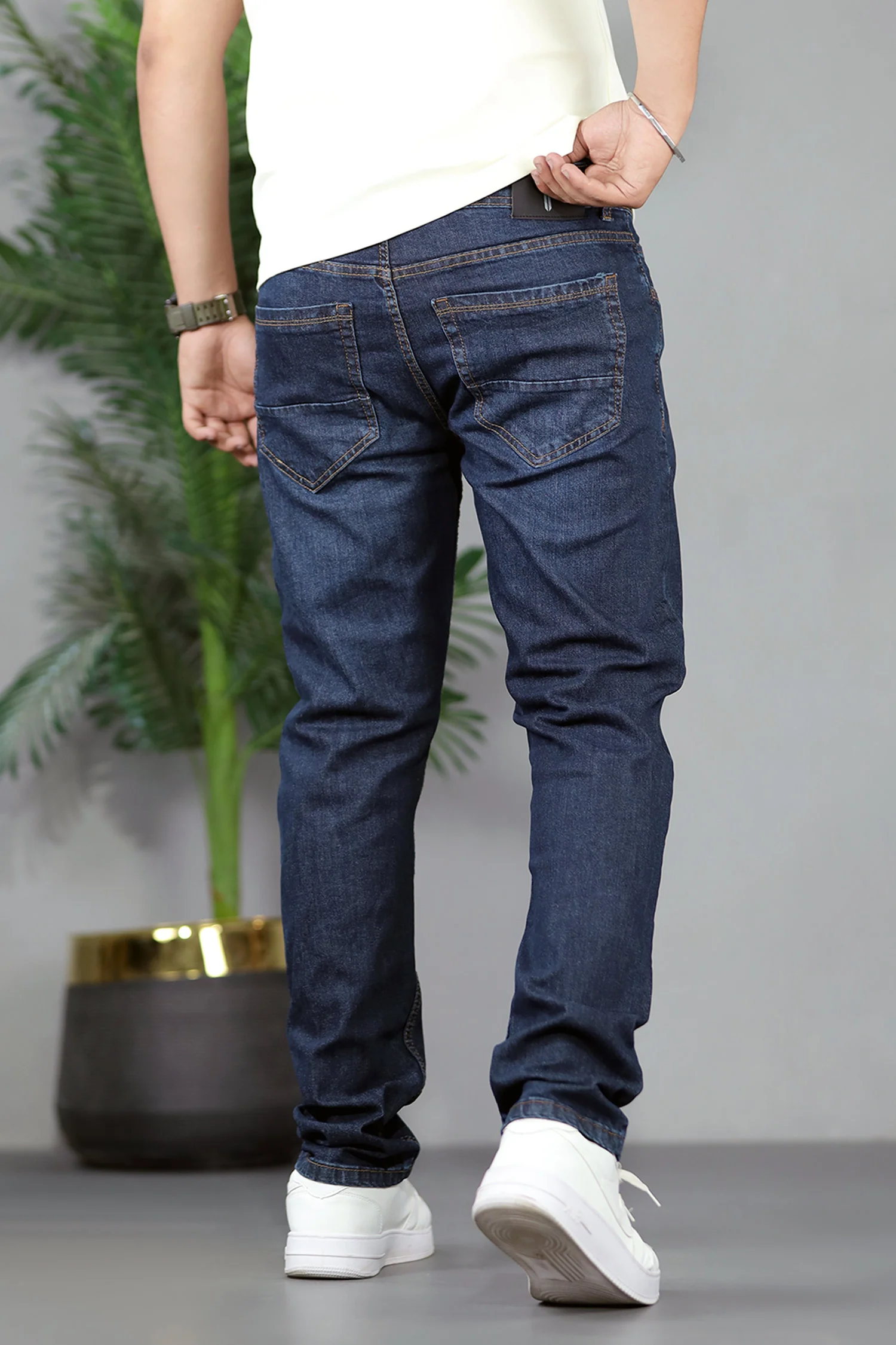 Buy Turbo Relaxed Slim Fit Denim Jeans In Dark Blue - Image 3