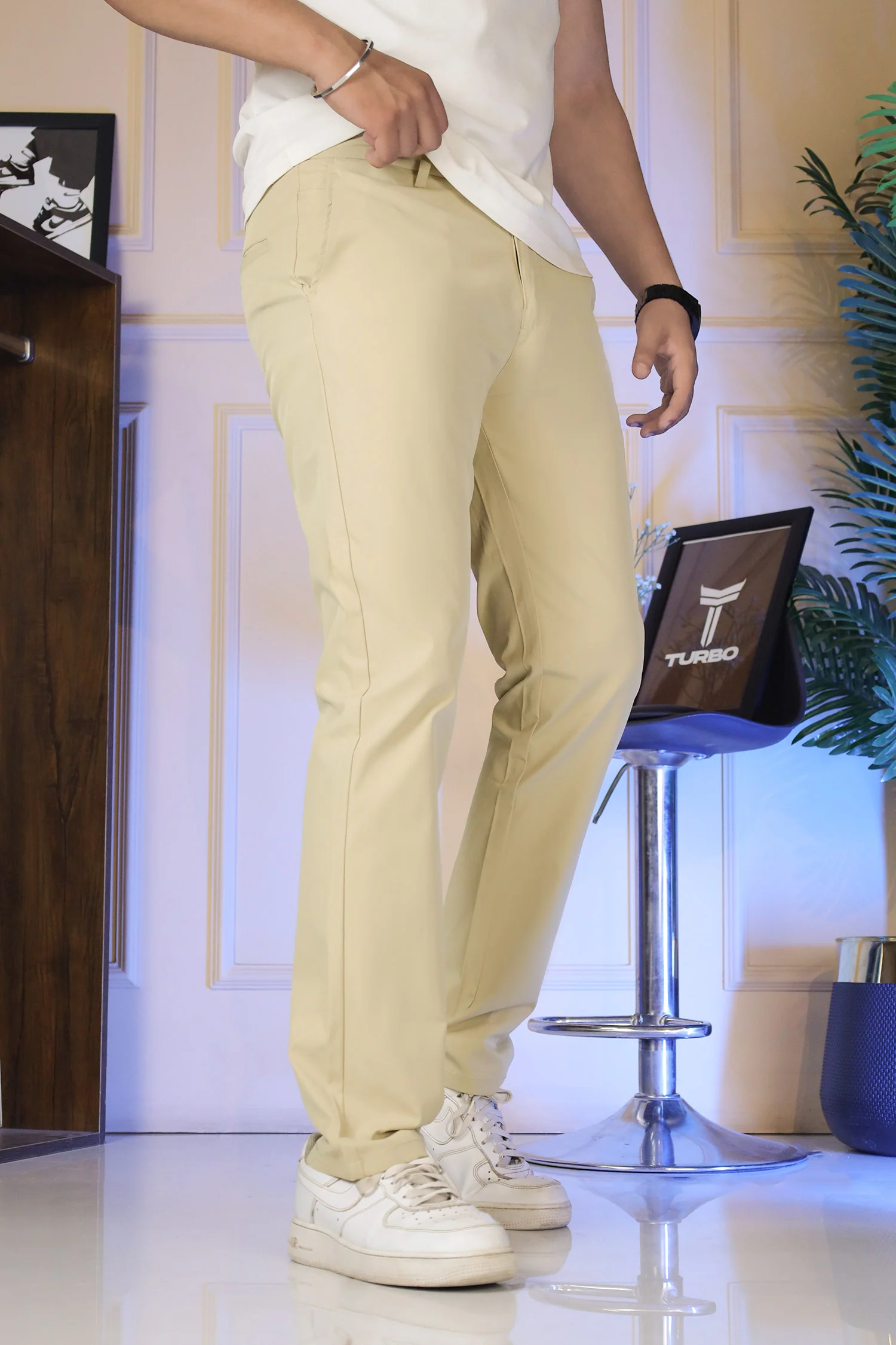 Turbo Urban Era Executive Slim Fit Cotton Pant In Creem - Image 3