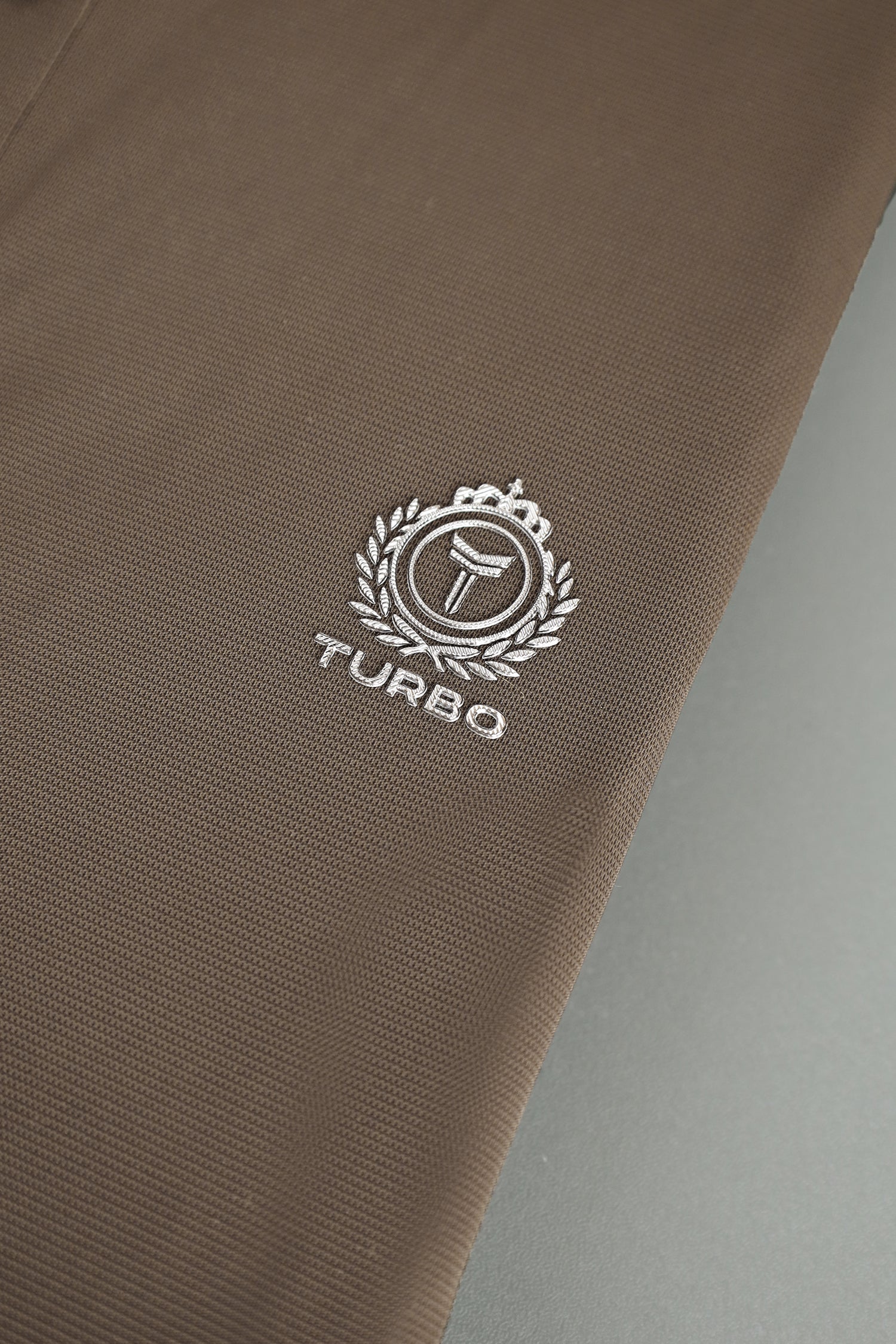 Turbo Vintage Butterfly Crisp Stitchless Men's Polo Shirt In Brown - Image 3